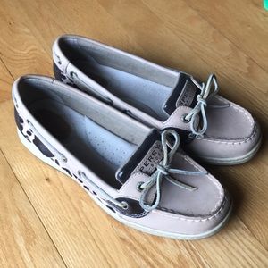 cheetah print Sperry slides